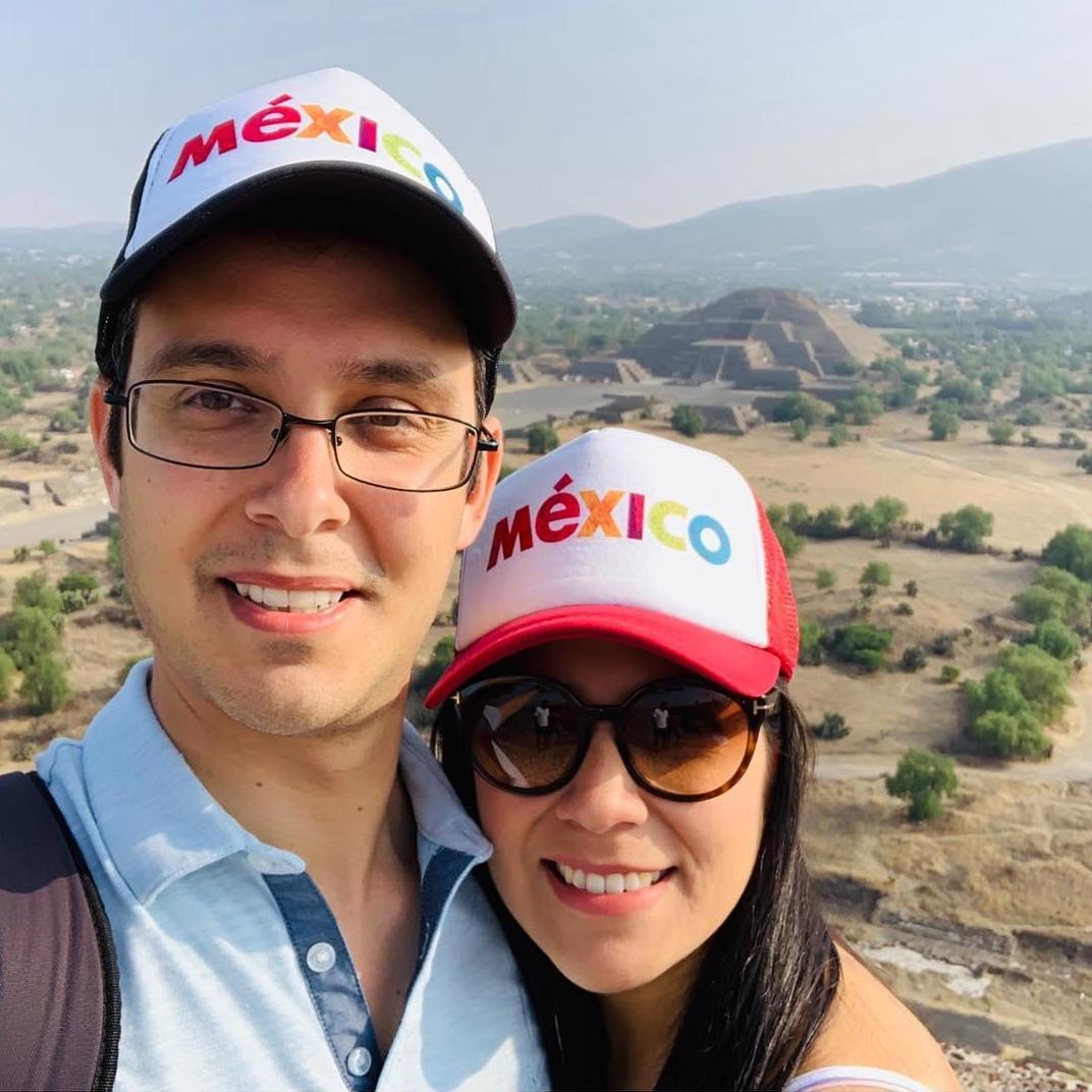 Jheny extended her work trip to Mexico City so Gabe could join her (who wouldn't?!). We ate tacos and some bugs, and drank Mezcal and Agua de Jamaica y Tamarindo; we even tried Pulque! Chamfle!