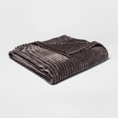 Twin/Twin XL Ribbed Plush Bed Blanket Gray - Room Essentials™