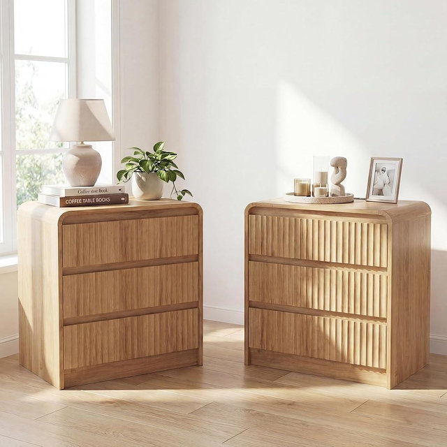 Seang Nightstand Set of 2,Fluted Nightstand with Charging Station,Wooden Bedside Table with Curved Profile Design,3 Drawers Storage,Large End Table for Bedroom,Natural.