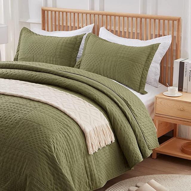 SunStyle Home Quilt Set Olive Green King Quilt Set Microfiber Soft Lightweight Bedspread King Siz Reversible Comforter Set Bed Cover for All Season 3 Pieces（1 Quilt 2 Shams）