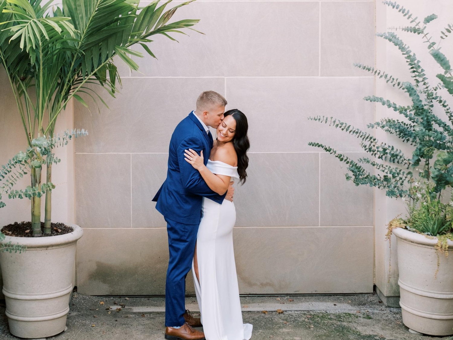 The Wedding Website of Lisa Fania and Nicholas Ressler