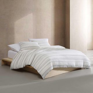 Strie Stripe 3-Piece Comforter Set