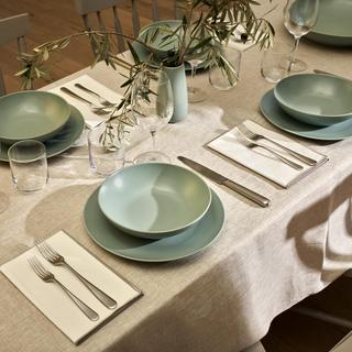 The Core 16-Piece Dinnerware Set, Service for 4