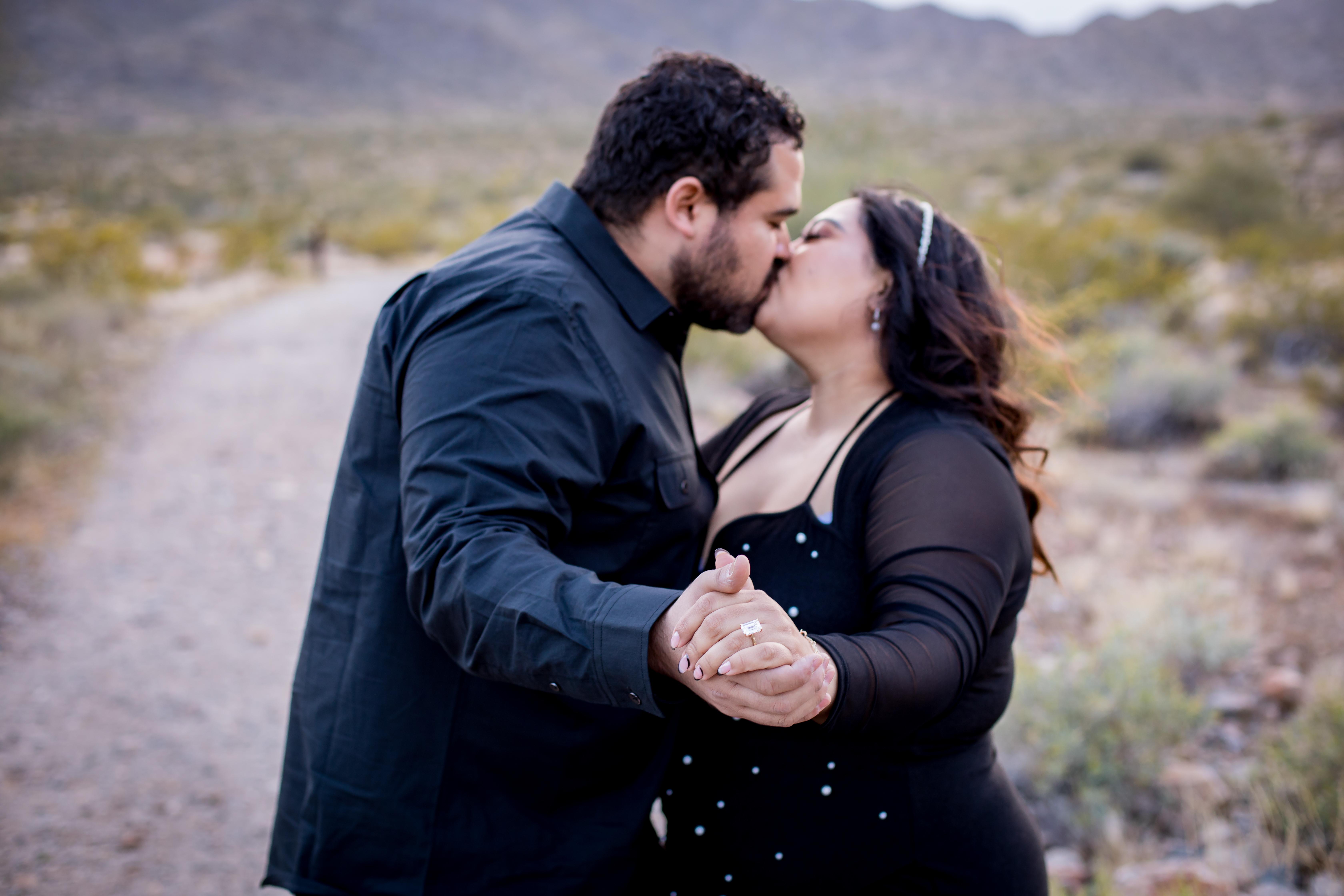 The Wedding Website of Leonela Valenzuela and Hector Lopez