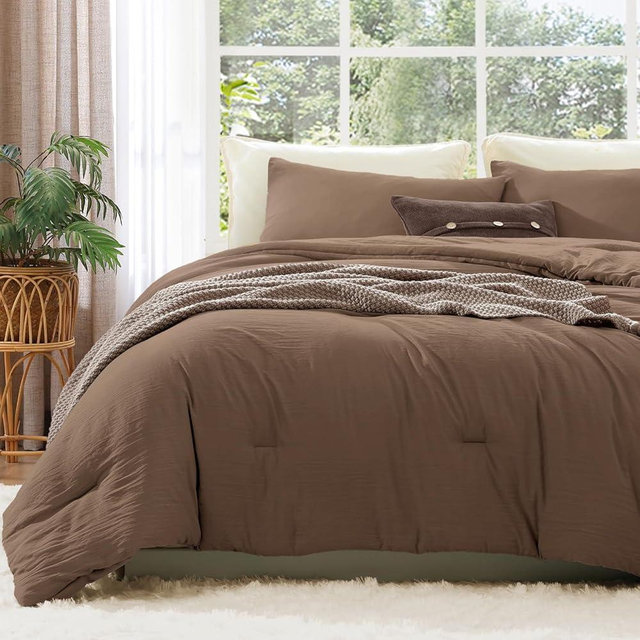 WRENSONGE King Size Comforter Set - 3 Pieces Brown Comforter Prewashed Soft Lightweight for All Seasons,Fluffy Down Alternative Comforter King Size with 2 Pillow Shams
