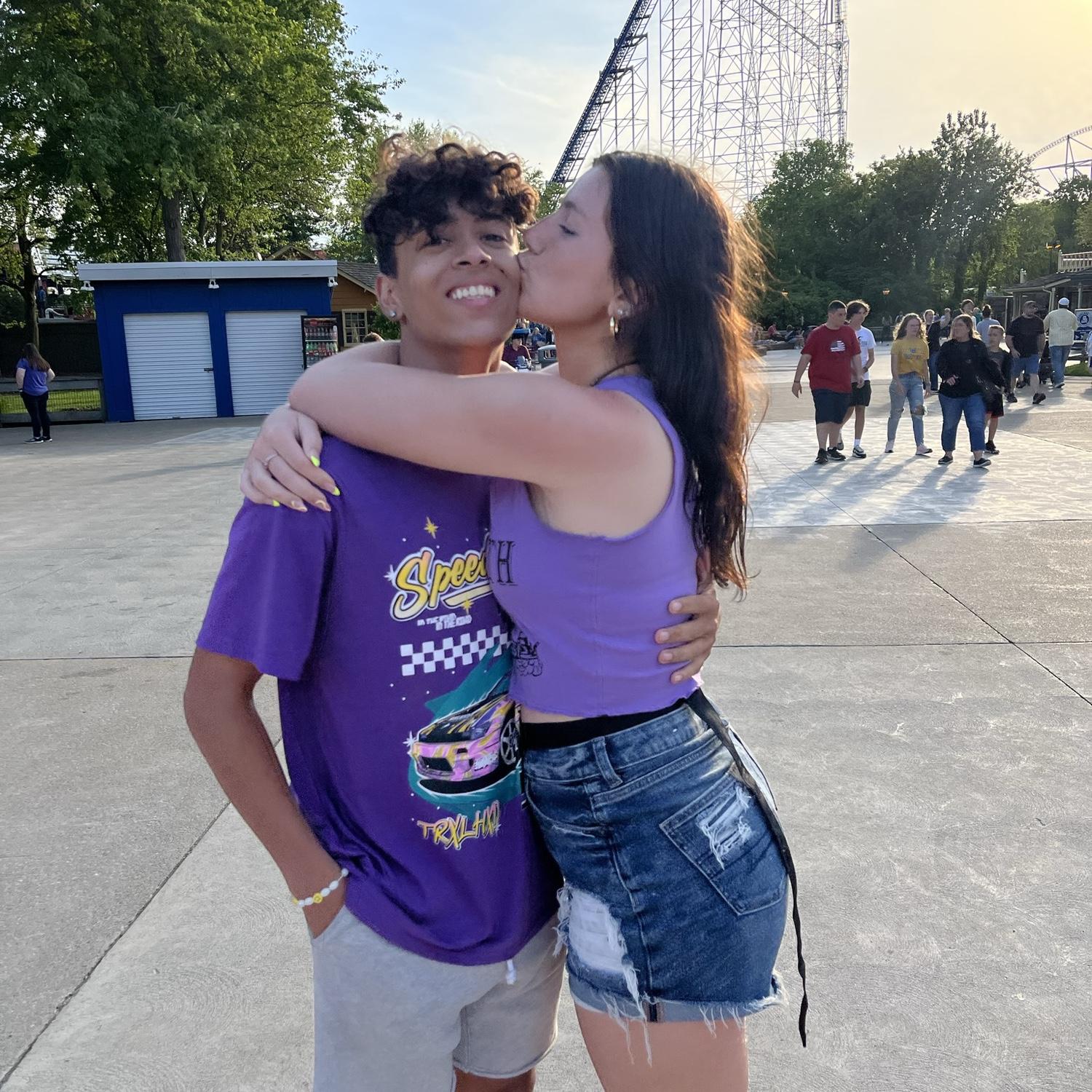 Gabe is the best so he drove up for Nae’s senior cedar point trip.