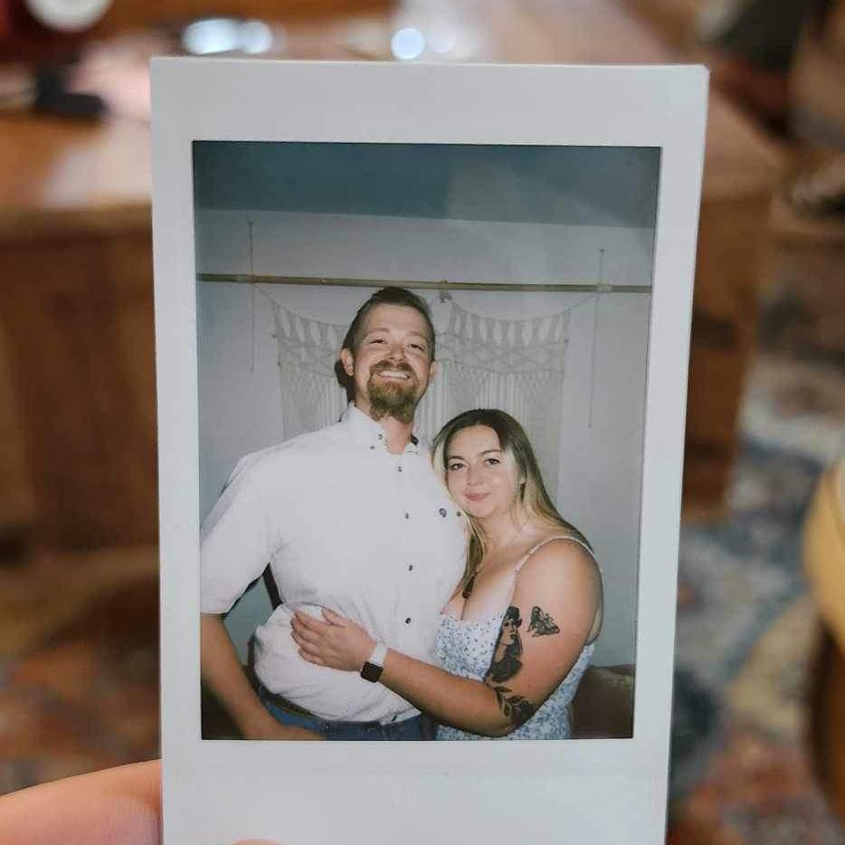 Sky & Naomi’s housewarming party 💌