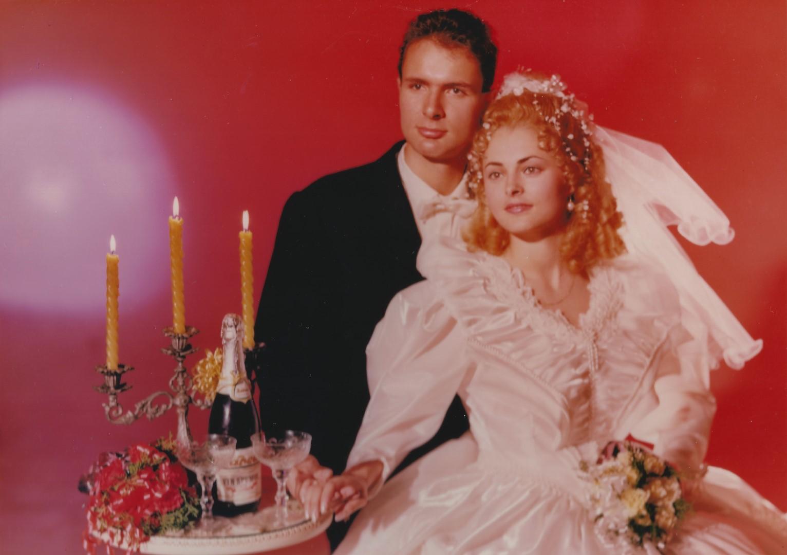 The Wedding Website of Emilia A and Mugur A