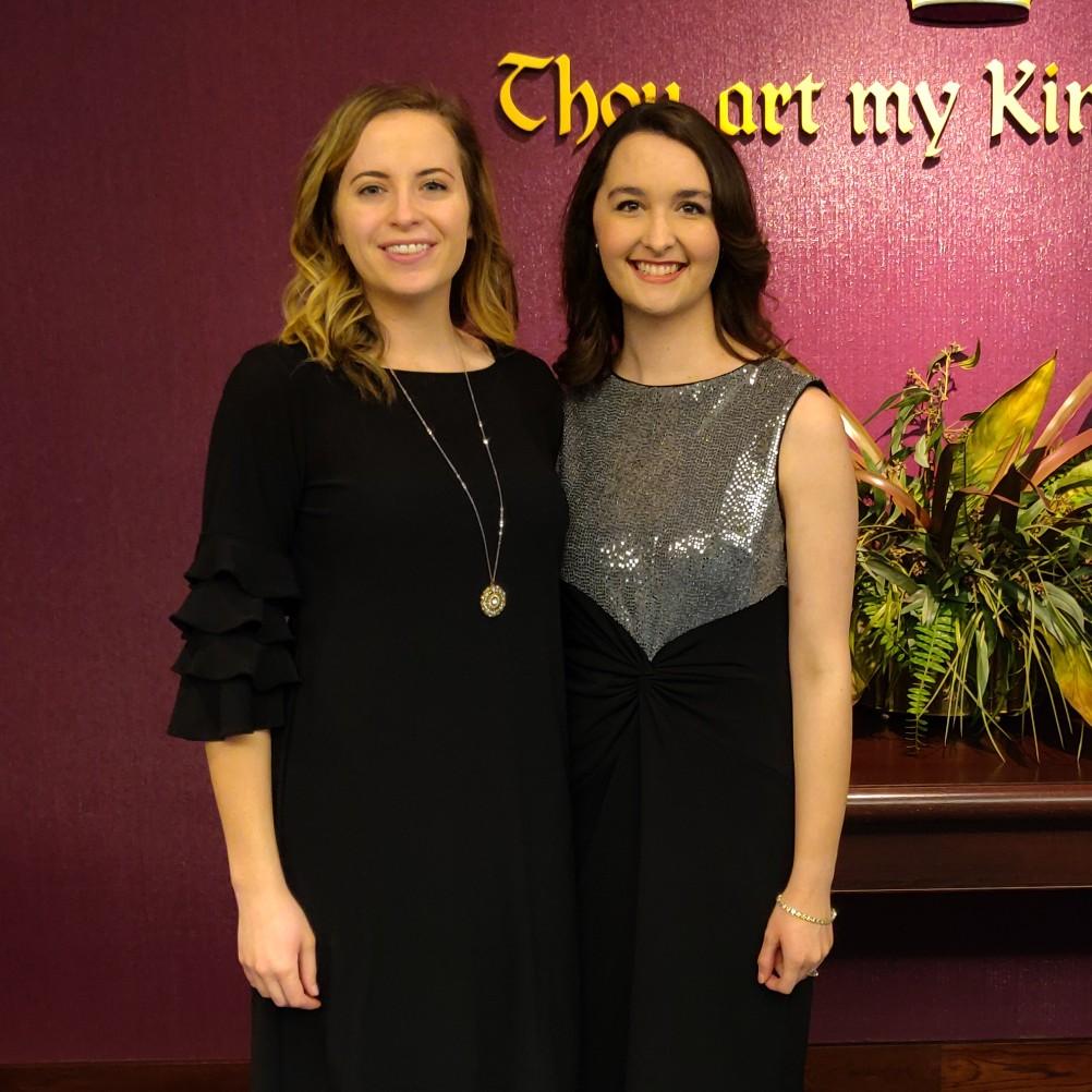 Katie and bridesmaid Lexi