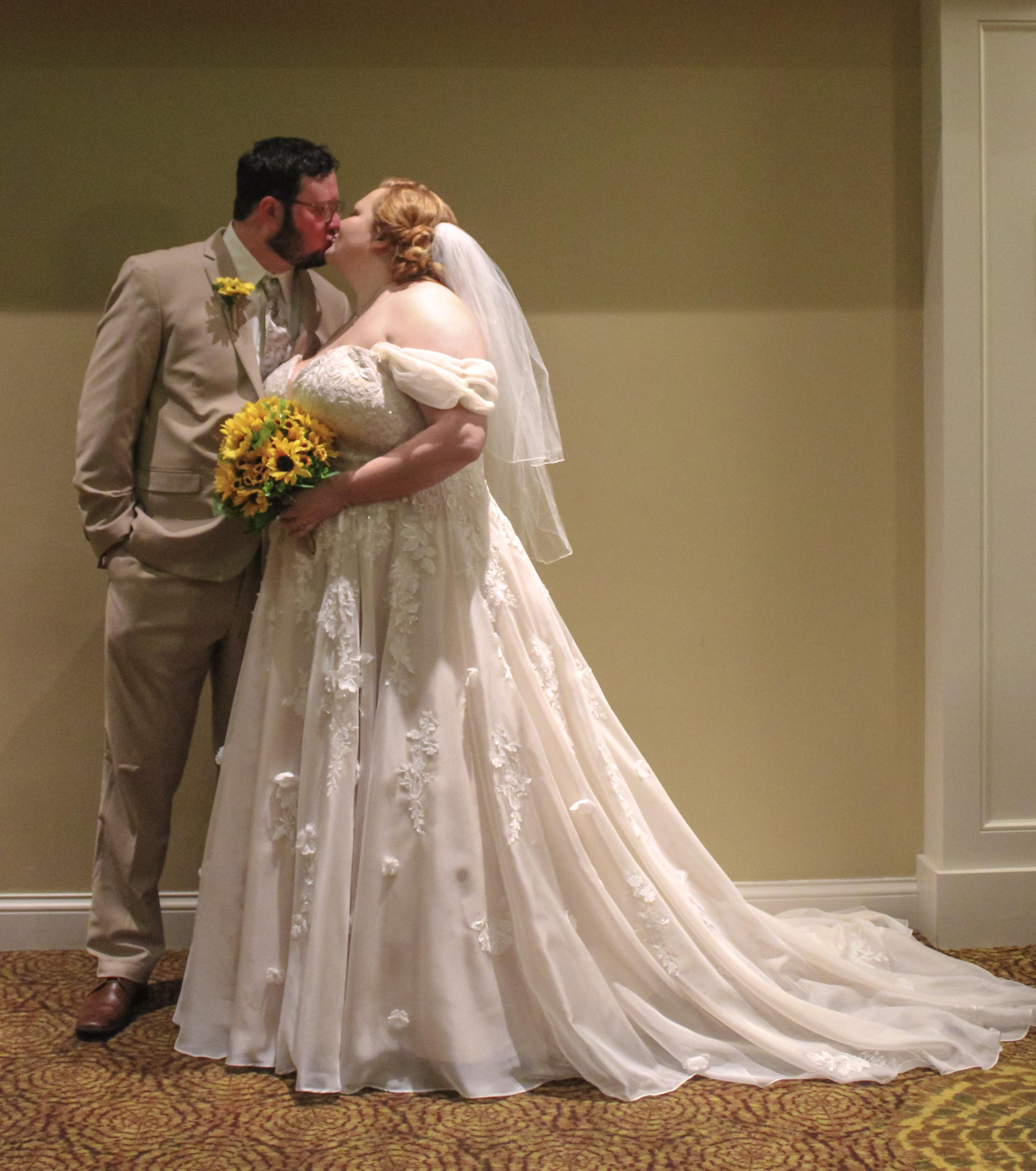 The Wedding Website of Cassandra Forster and Joshua Peiffer