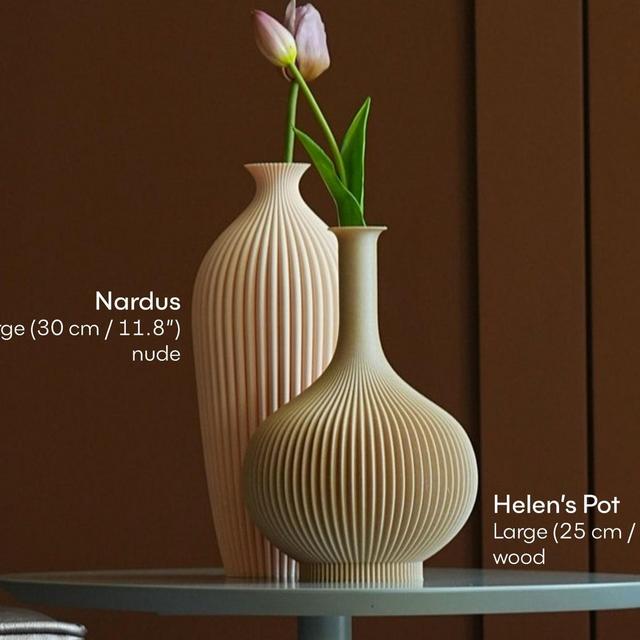 Boho Wood Vase for Modern Shelf Decoration - Helen's Pot, Wood