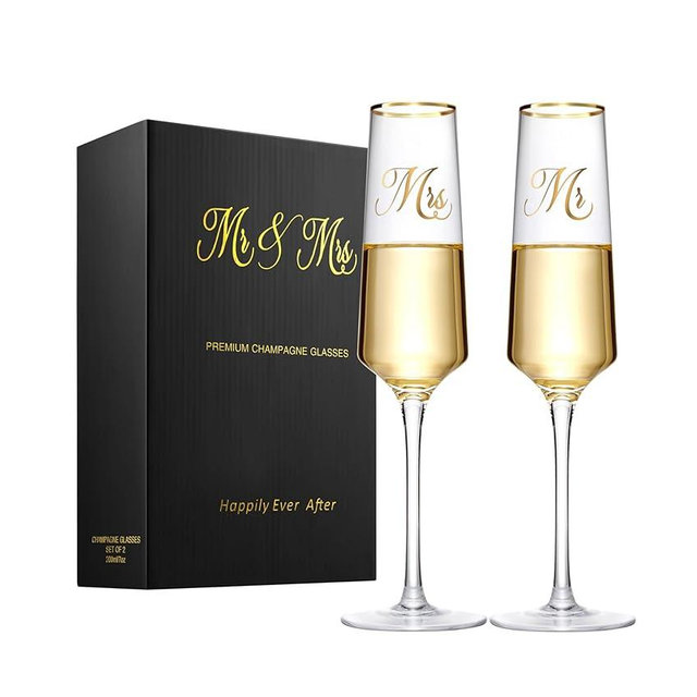 Mr and Mrs Wedding Champagne Flutes with Long Stem,Bride and Groom Toasting Glass Set of 2, Bridal Shower Gift Unique for Wedding, Anniversary, Engagement Gifts for Couples