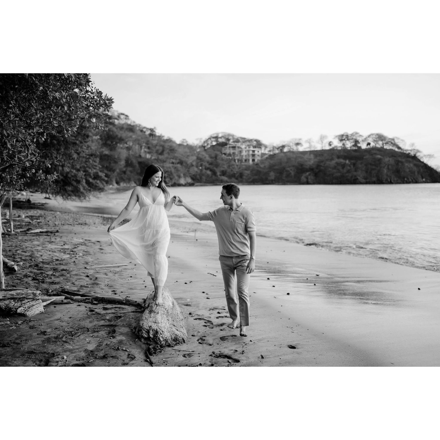 a shot from the surprise engagement shoot in costa rica!