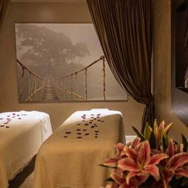 60-Minute Couples Massage