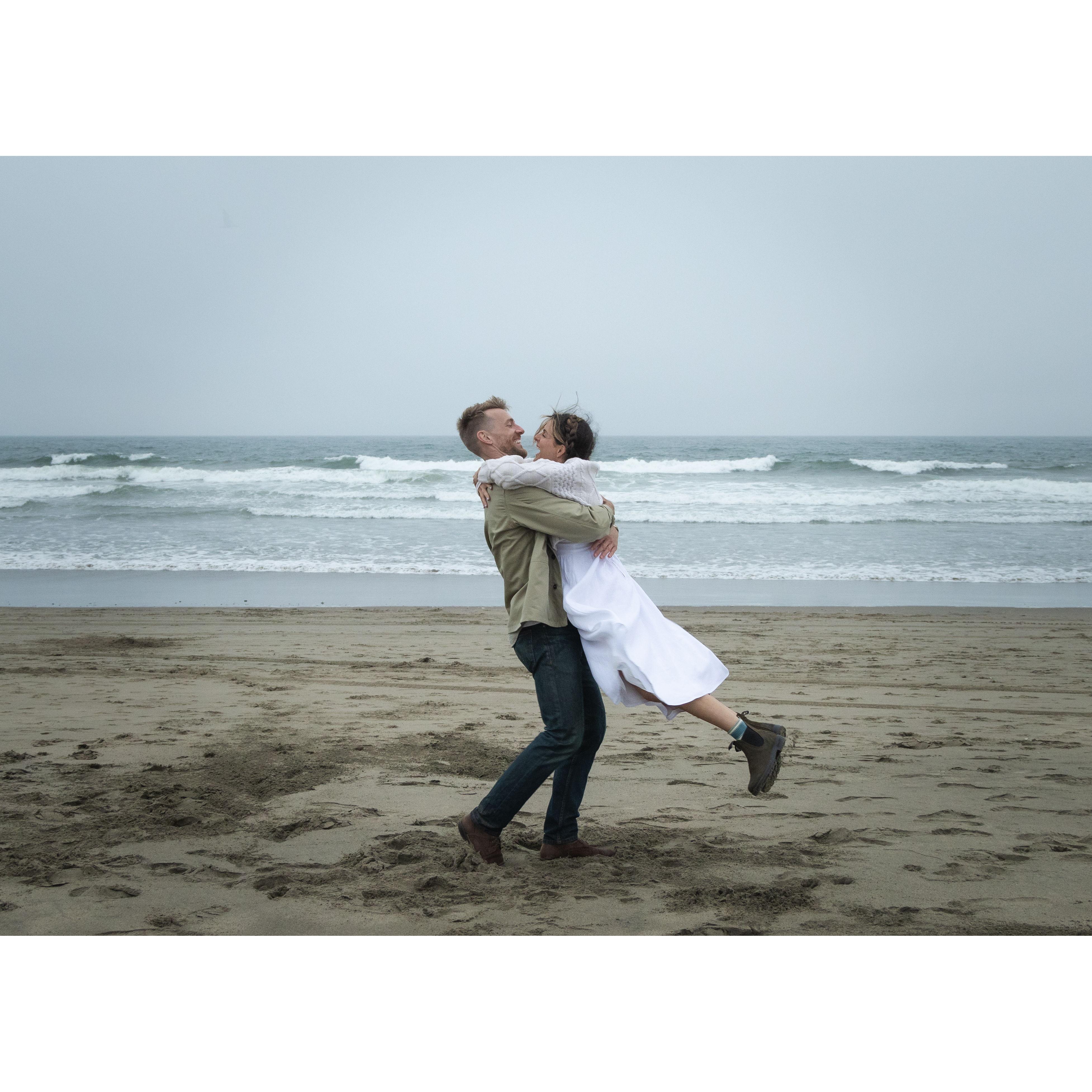 Becca Rothberg Original :) Engagement shots at Ocean Beach, SF. c: 2023