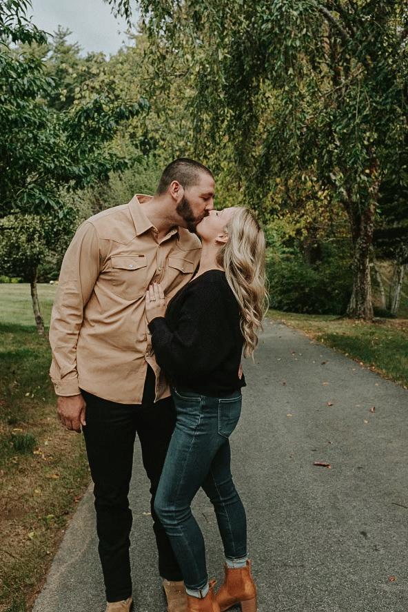 The Wedding Website of Sarah Donahue and Kyle Courtemanche