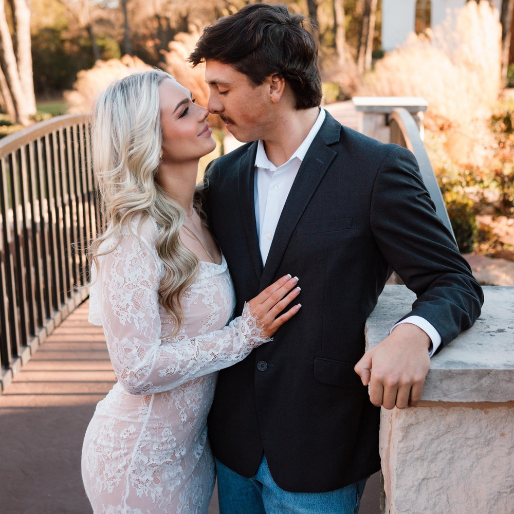 Madde Tinder and Davin Reed's Wedding Website