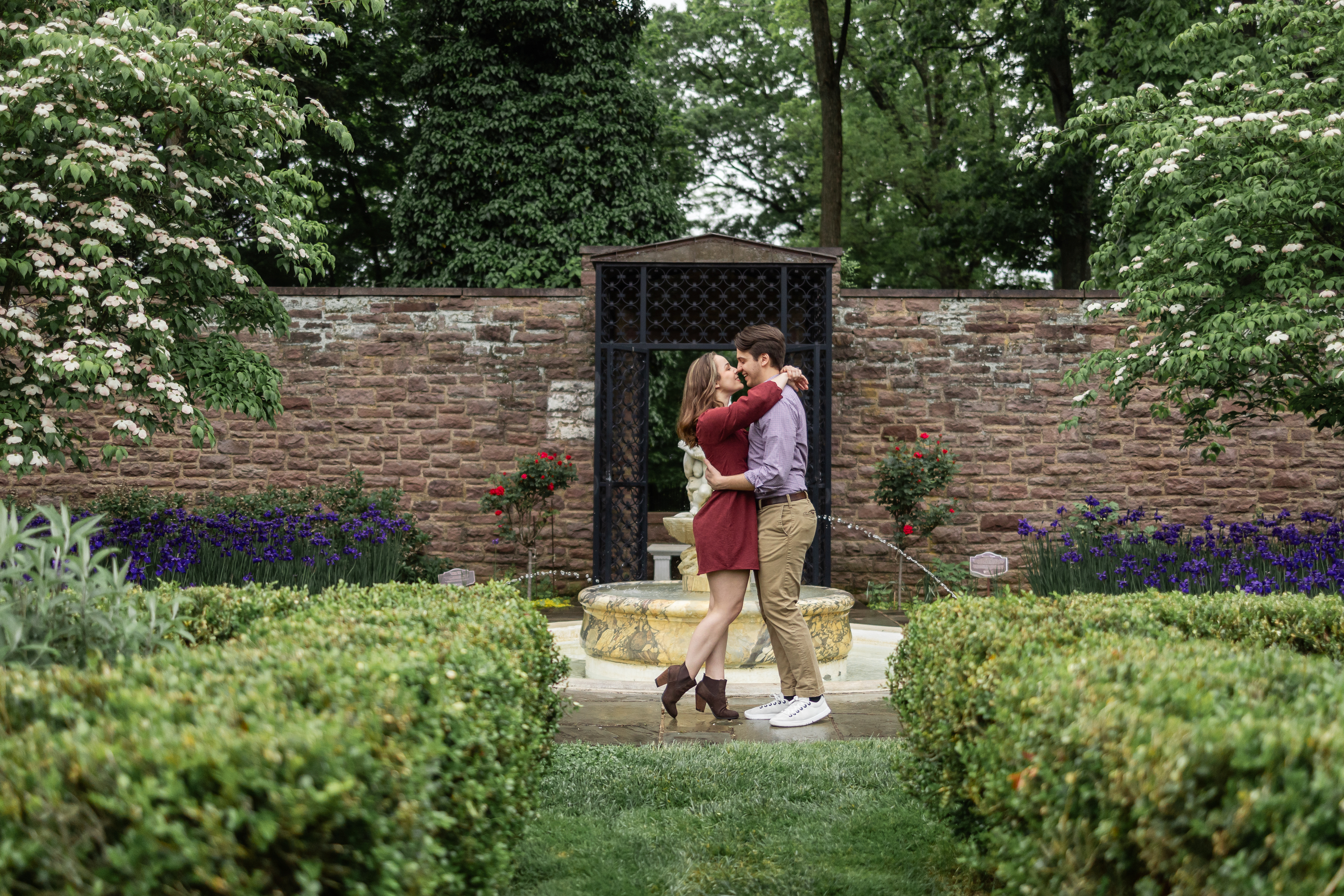 The Wedding Website of Chelsea Thompson and Phoenix Fritch