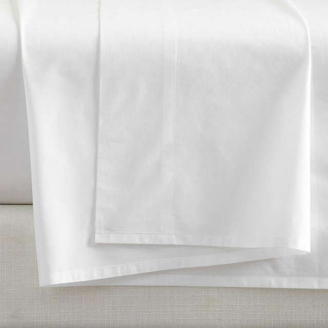 Retreat Essential Percale Flat Sheet, King, White