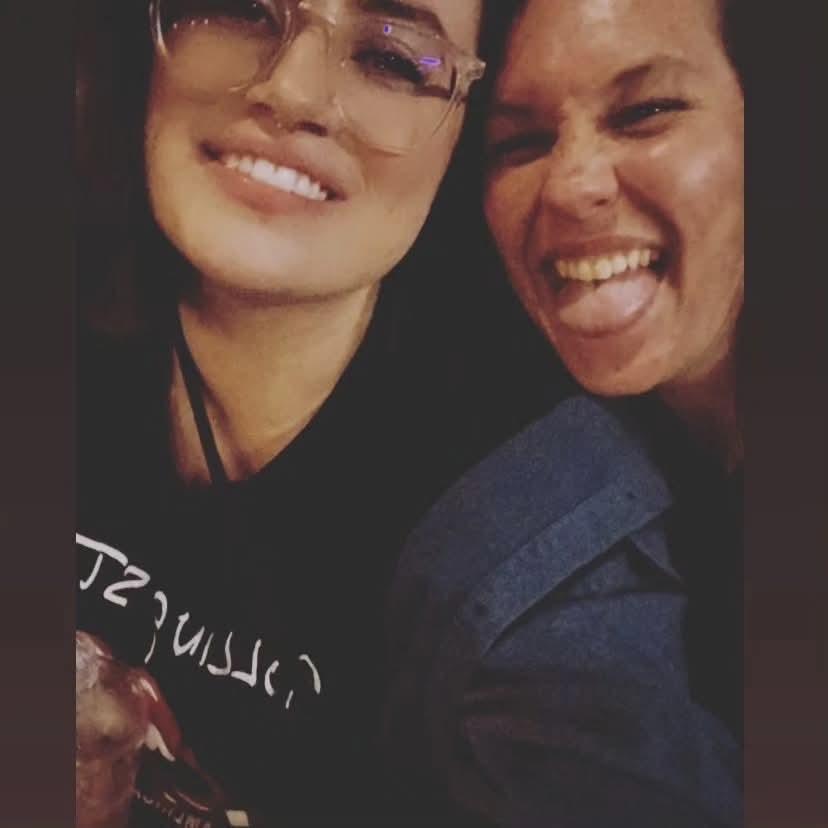 Nicole and her bestfriend Kacey!
