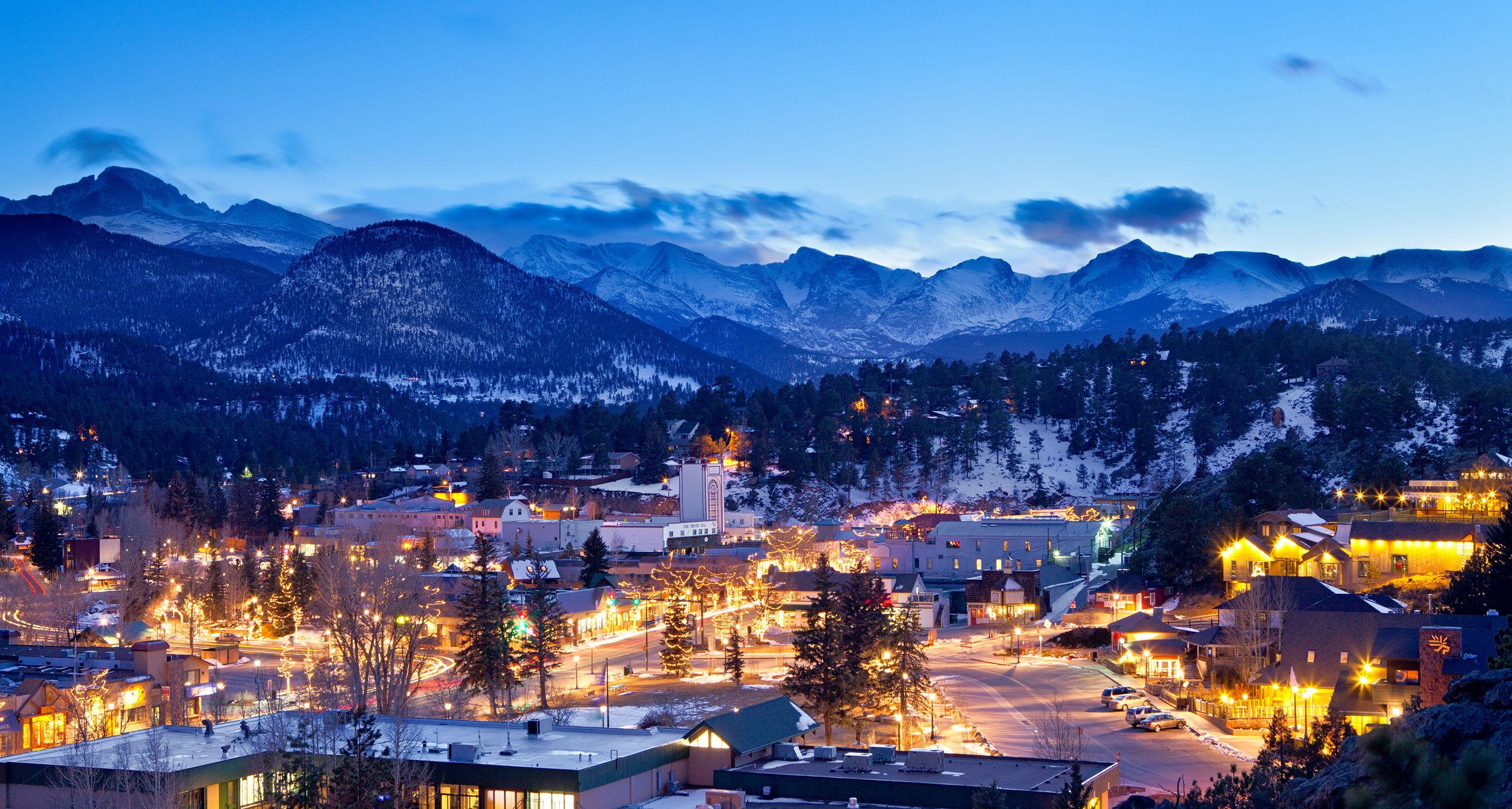 The Wedding Website of Amanda Lasater and Jack Reiland