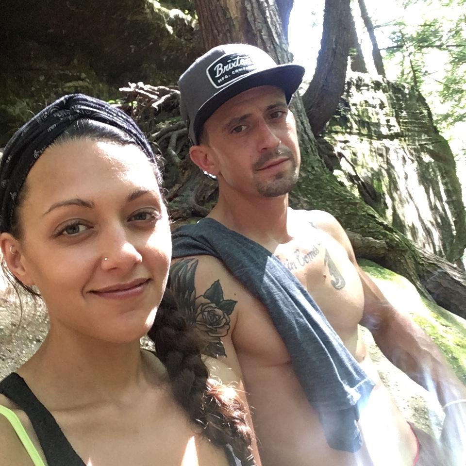 cassandra-oakler-and-joseph-harrison-s-wedding-website