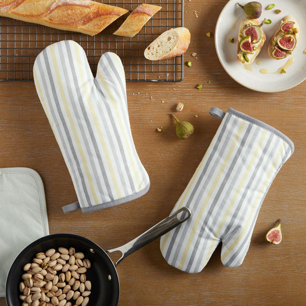 Daisy Stripe Oven Mitt Set - Thumbnail 2