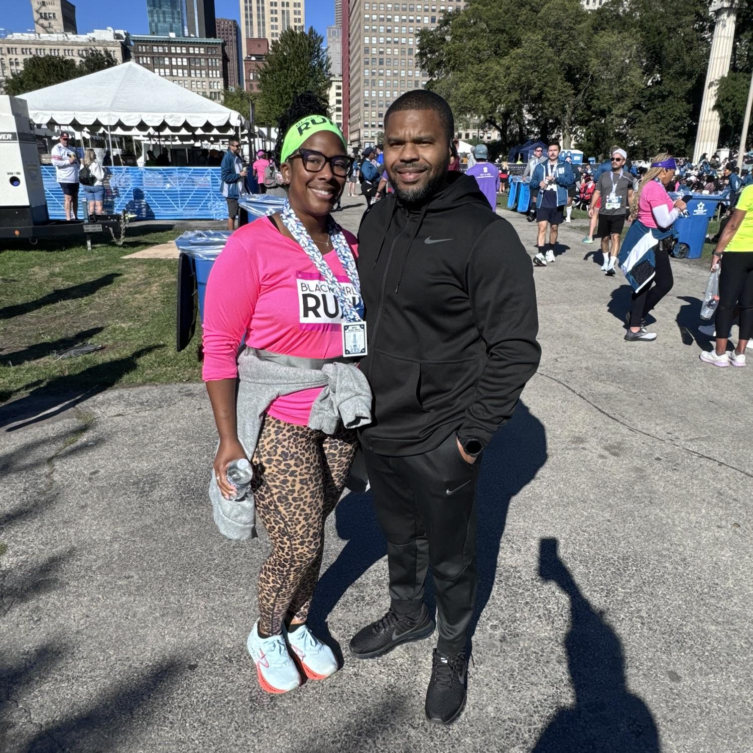 He was cheering me on the whole way and was waiting for me at the finish line #RunMagMileChicago