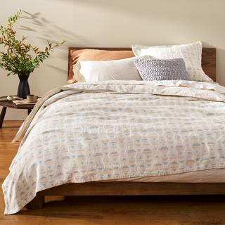 Monrovia Organic Matelasse Throw