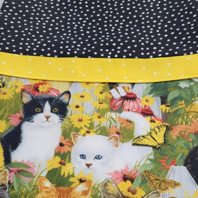 Cats, Kittens on Cotton. Fits both Standard and Queen size Pillows. Price is for one Pillowcase.