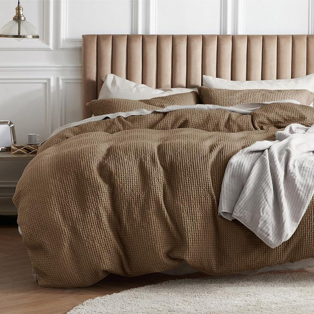 Bedsure Cotton Duvet Cover Set - 100% Cotton Waffle Weave Brown Duvet Cover Oversized King Size, GentleSoft™ and Breathable Bedding Set for All Season, 3 Pieces, 120"x98"