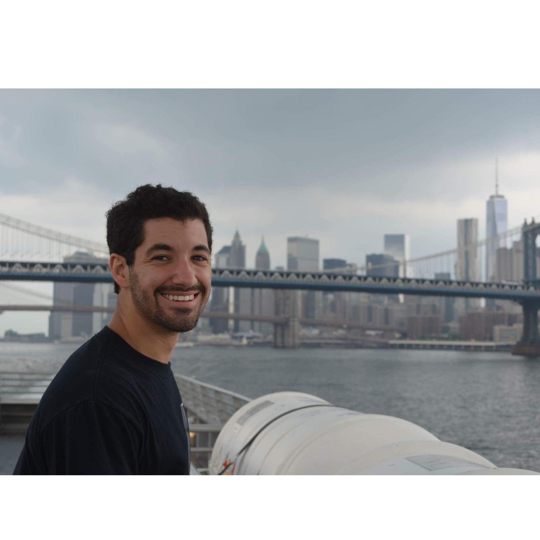 Closing the book on long distance, Ev moves to BROOKLYN!