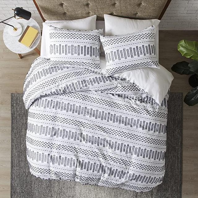INK+IVY Rhea Luxurious Cotton Bedding Set - Mid Century Trendy Geometric Design, All Season Cozy Cover With Matching Shams, Off White/Navy Comforter Set, Full/Queen 3 Piece