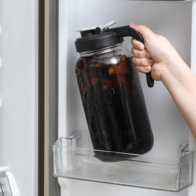 AOZITA 64 oz Glass Pitcher with Lid - 2 Quart Mason Jar Pitcher with Filter Lid, Wide Mouth Jar Leak-proof Water Jug, Heavy Duty Glass Container for Water, Juice, Milk, Tea, Iced Coffee, and Drinks