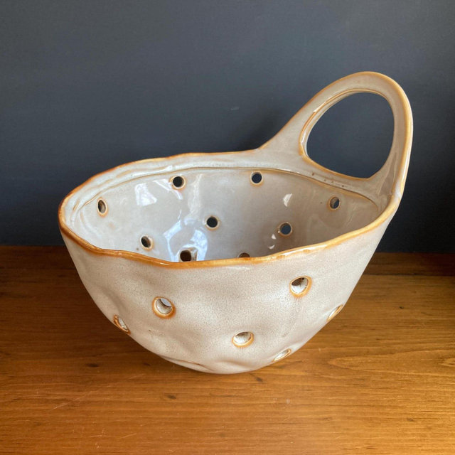 Vintage Rustic Organic Shape Pottery Berry Bowl with Handle