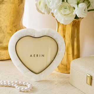 Cassiel Mosaic Heart Frame