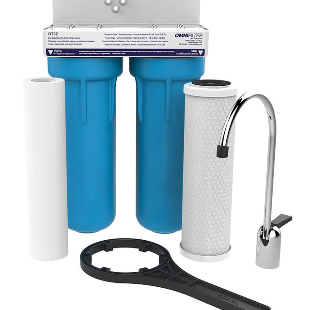 Pentair OMNIFIlter OT32 Water Filtration System, 10" Premium Dual-Stage Undersink Filter System, NSF Certified to Reduce PFOA/PFOS, Includes Dual Housings, RS14 and CB3 Cartridges and All Hardware