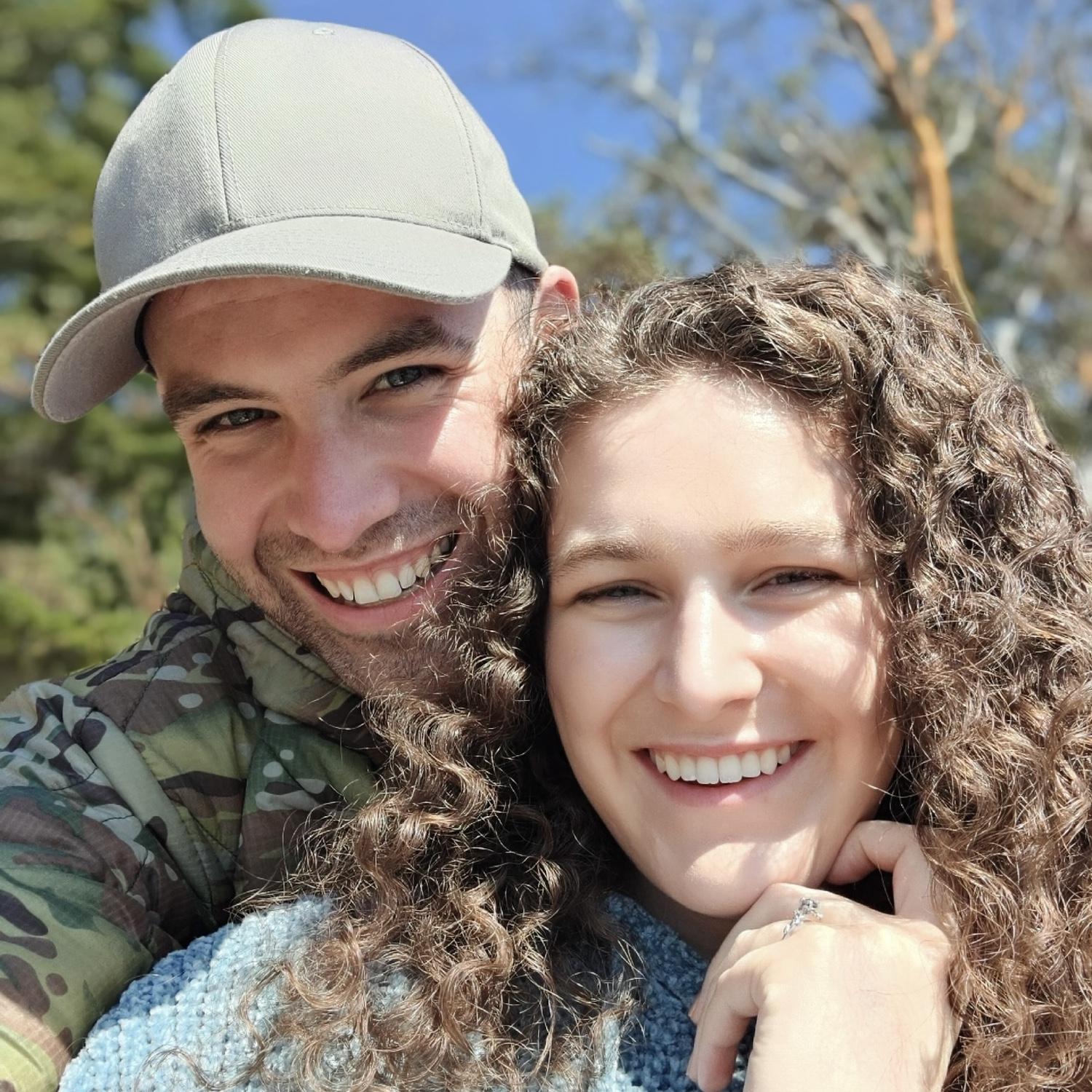 Before his deployment, Daniel surprised Delaney with a beautiful promise ring on their trip to Friday Harbor. 2021