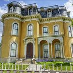 Walk through Downtown New Albany