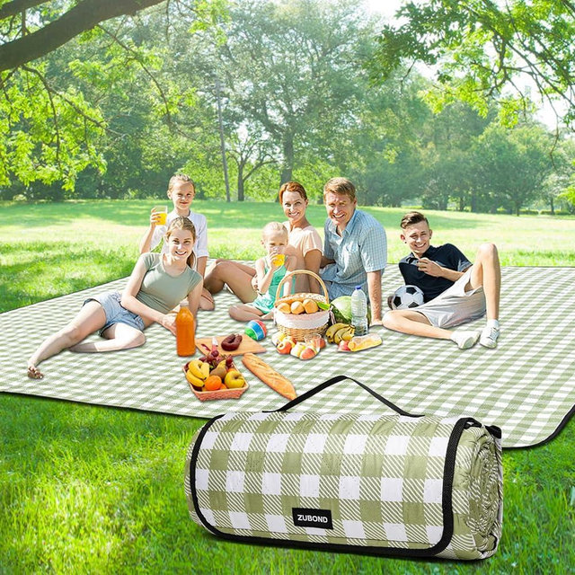ZUBOND Picnic Blankets Waterproof, 80''x80'' Extra Large Beach Blanket Sandproof Foldable & Machine Washable, Vintage Gingham Outdoor Blanket Grass Lawn Park for Family Camping Party