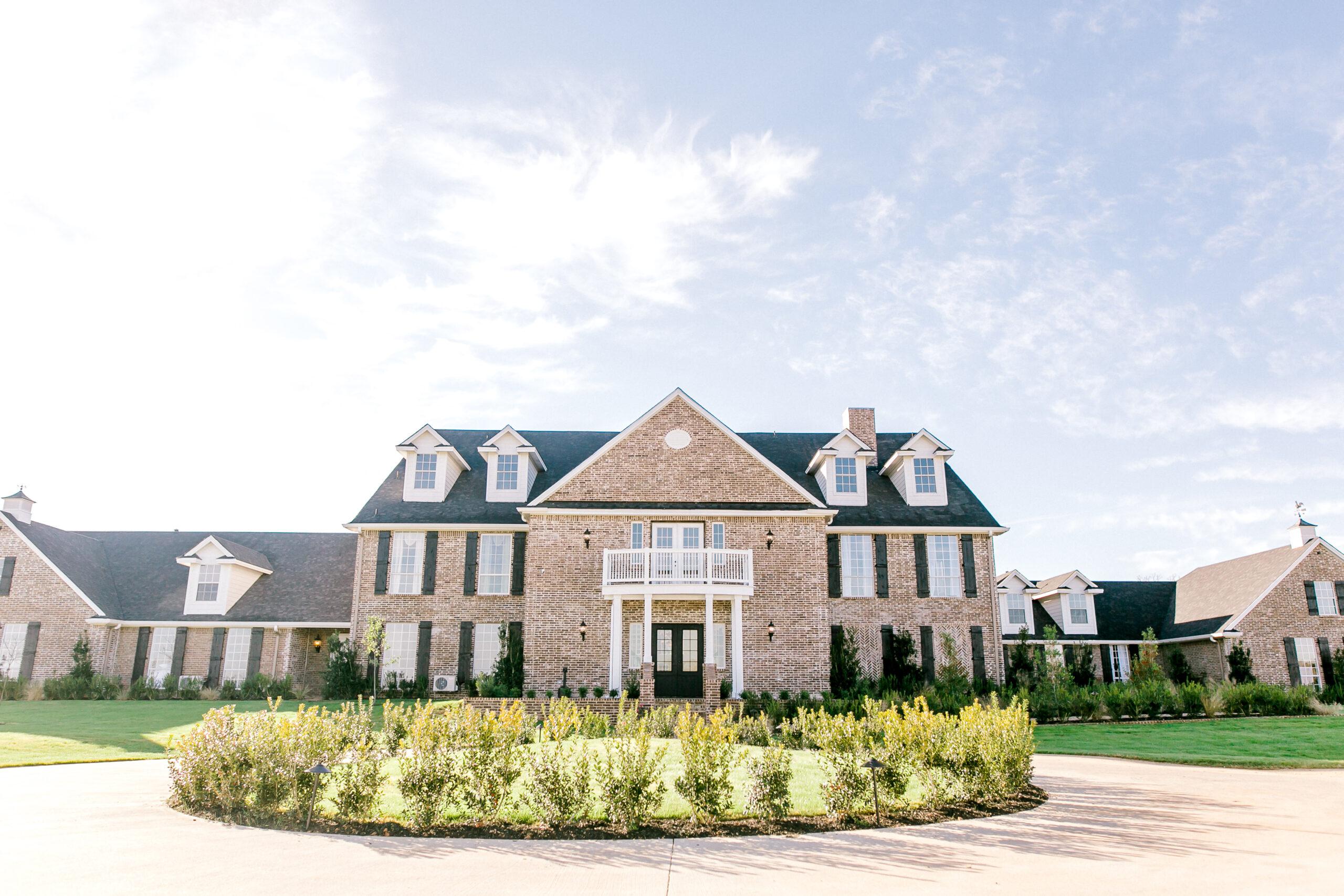 The Wedding Website of Kimberly Foster and Harrison Foster