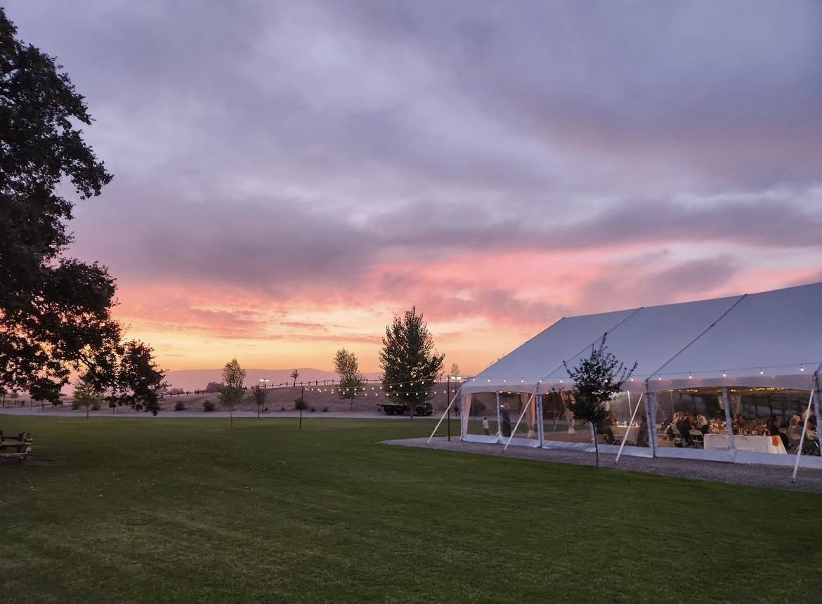 The Wedding Website of Brenda Macias and Noe Gonzalez