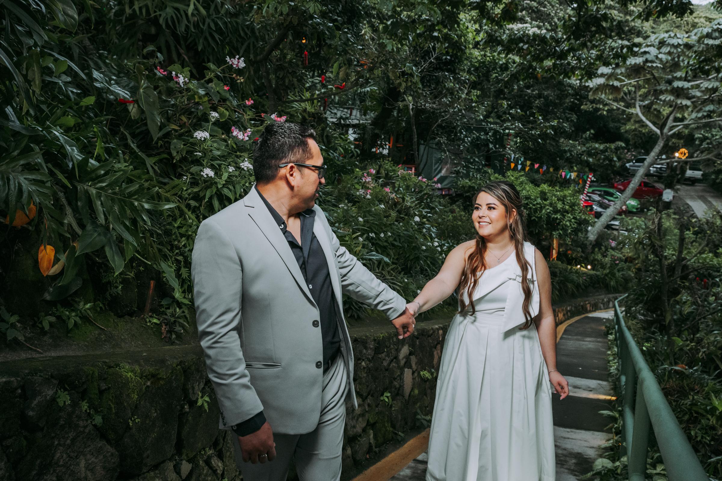The Wedding Website of Benjamin Morataya and Karol Lopez