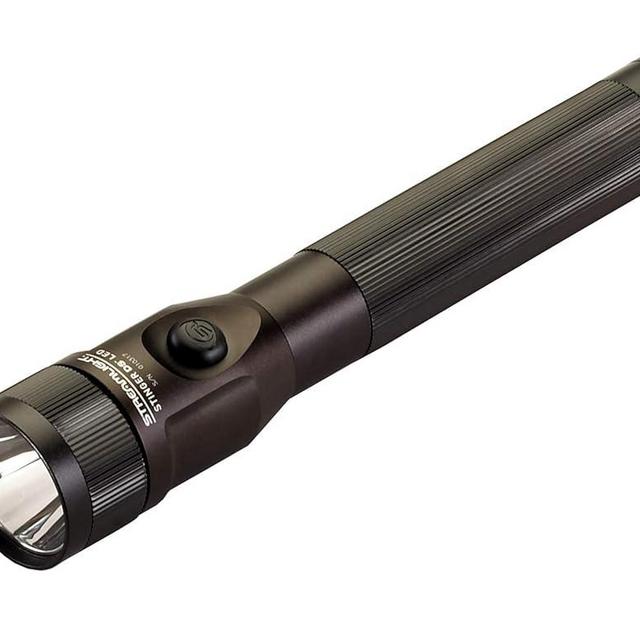 Streamlight 75811 Stinger DS LED Flashlight with AC Steady Charger, Black - 425 Lumens