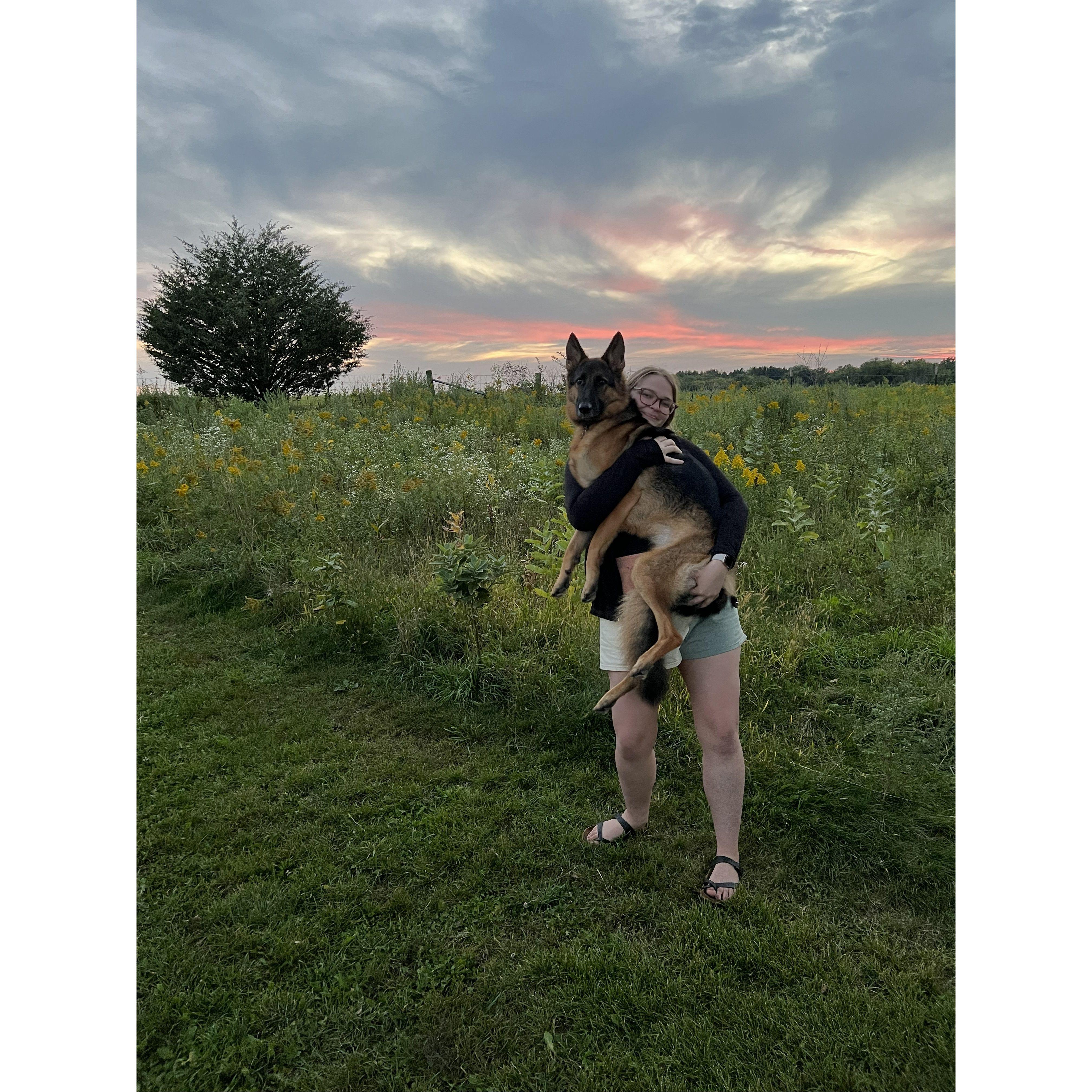 2022 - J and T's favorite dog park. Visited at least 4 times a week. There's really no comparison to prairie moraine park.