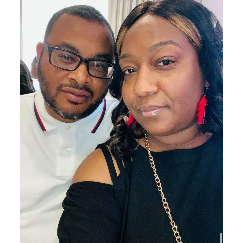 Celebrating a couple's anniversary