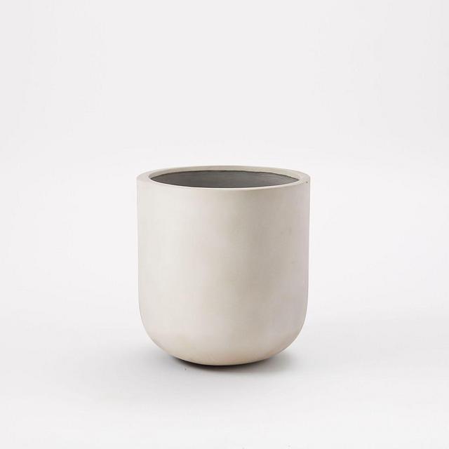 Radius Planter, Medium, Off White