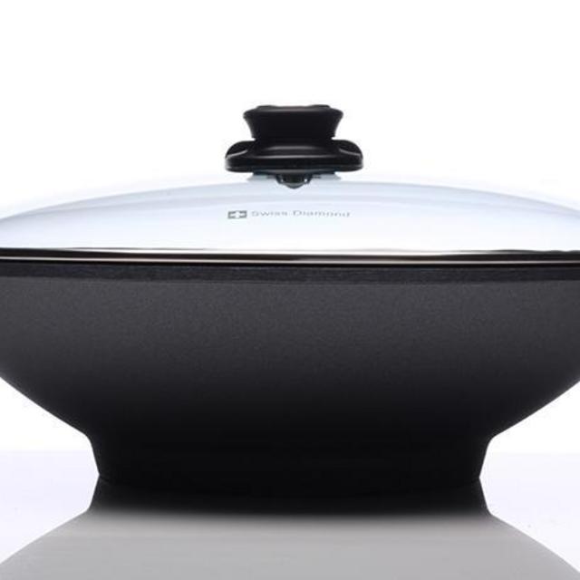 14" Nonstick Wok with Rack and Lid