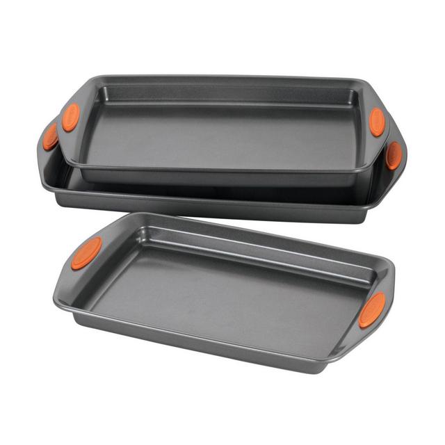 Rachael Ray™ Oven Lovin' Nonstick 3-Piece Cookie Pan Set in Grey/Orange