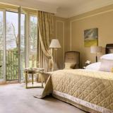 Booking a Room at Castlemartyr